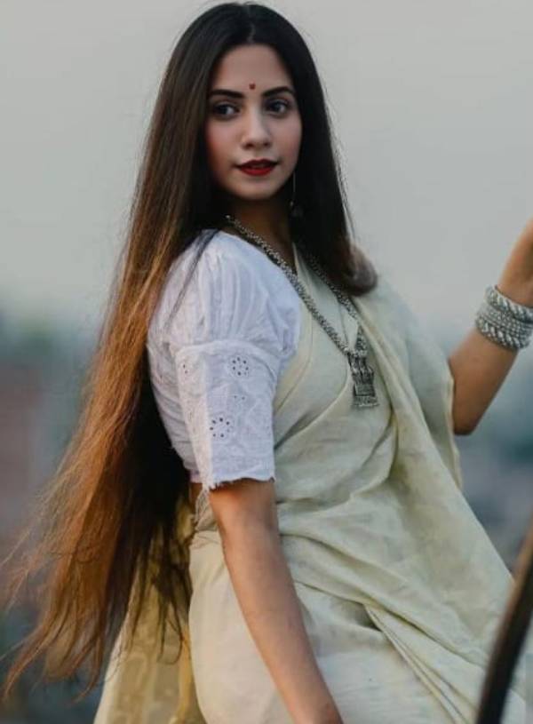 hotel in shimla with escorts service